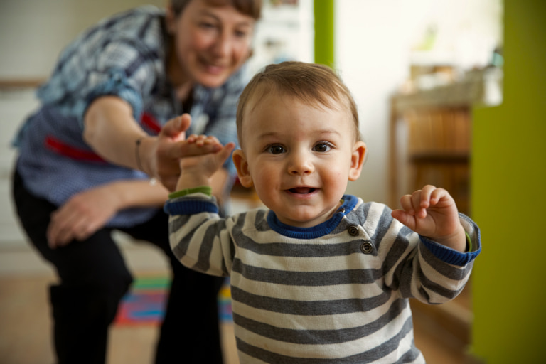 Different types of diapers you will need for your baby